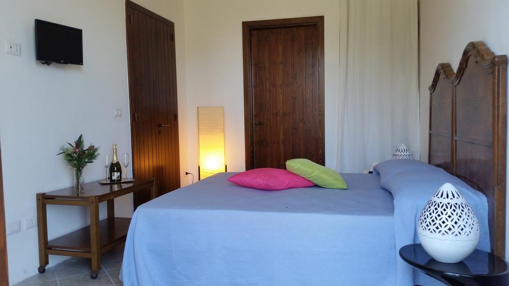 Agriturismo Occhineri Porto Cesareo Kamer foto